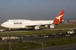 Qantas, VH-OJI, Boeing, B747-438, ...  Kurt Greul 16.01.2010