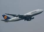 Lufthansa, D-ABVB, Boeing 747-400 ...  Wolfgang Kleuser 27.02.2010