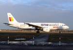 Iberia A 320-214 EC-HDP One World am Morgen des 27.02.2010 ...