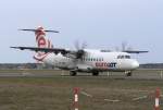 berlin-tegel-txl EuroLot ATR 42 SP-EDC am fr�hen Morgen des 27.02.2010 auf dem Flughafen Berlin-Tegel