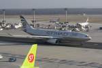Airbus A330-243 - A6-EYP ...  Daniel Schwinn 06.03.2010