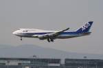 Boeing 747-481 - JA8958 - All Nippon Airways

im Landeanflug auf ...