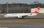 Turkish Airlines B 737-8F2 ...  Frank Maczkowicz 13.03.2010