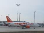 Easyjet EASYJET Airbus A 319-111 G-EZFD Flughafen M�nchen 19.03.2010