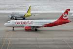 Air Berlin A 320-214 D-ABDW am 10.03.2010 auf dem Flughafen ...