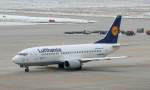 Lufthansa B 737-330 D-ABXN am 10.03.2010 auf dem Flughafen Stuttgart ...
