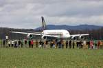 Reg.: 9V-SKD Hersteller: AIRBUS ...  Wolfram Tribull 28.03.2010