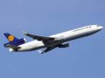 Lufthansa Cargo; D-ALCC; McDonnell ...  Robert Viktor 13.04.2010