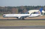 757 Continental Airlines B 757-224 N58101 kurz nach der Landung in Berlin-Tegel am 02.04.2010