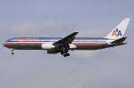 American Airlines, N384AA, Boeing, ...  Kurt Greul 18.04.2010