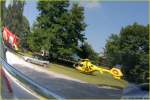 EC 135 Christoph 8 gesehen durch eine Kfz-Heckscheibe..  Wanne-Eickel 12.08.2007