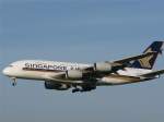Singapore A 380-841 vor ...  G�nter Malzacher 04.05.2010
