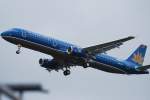 Vietnam Airlines Airbus A321 mit der Werkskennung D-AVZU im Landeanflug ... Vietnam Airlines Airbus A321 mit der Werkskennung D-AVZU im Landeanflug ...