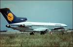 727 Boeing 727 der Lufthansa zur Leipziger Messe auf dem Flughafen Leipzig Halle ca 1987 Scann vom Dia