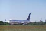 757 Eine Continental Airlines Boeing 757 beim Start in Hamburg Fuhlsb�ttel am 03.06.10