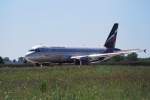 A320 Der Aeroflot Airbus A320 VP-BZS vor dem Start in Hamburg Fuhlsb�ttel am 03.06.10