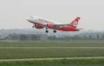 stuttgart-str Air Berlin
Airbus A320-200
Flughafen Stuttgart
02.06.10