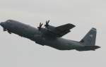stuttgart-str Start einer Lockheed C-130 Hercules am Mittwoch, den 2. Juni 2010 auf dem Stuttgarter Flughafen