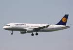 Lufthansa Lufthansa Airbus A 320-211 D-AIZA Flughafen M�nchen 06.06.2010