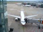 Eine Maschine von Air Berlin am Flughafen von D�sseldorf.  ...