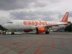 EIN AIRBUS 319/320 IN BERLIN SCH�NEFELD NACH SEINER ANKUNFT ...