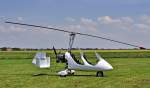 Gyrocopter D-MCUU auf dem ...  Rolf Reinhardt 08.07.2010