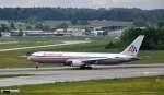 Eine BOEING 767-323/ER mit ...  ferdinand baumgartner 12.07.2010