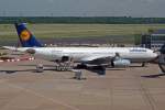 D-AIKC Lufthansa Airbus A330-343X, 11.06.2010 - DUS  ...