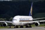 Singapore Airlines, 9V-SKG, Airbus ...  J�rgen Walter 09.08.2010