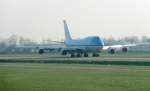Boeing 747-400M Combi der KLM in Amsterdam ... Boeing 747-400M Combi der KLM in Amsterdam ...
