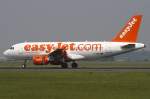 EasyJet, G-EZDD, ...  Kurt Greul 29.08.2010