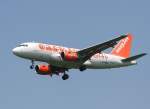 Easyjet A 319-111 G-EZED im Landeanflug in Berlin-Sch�nefeld am 07.06.2010 ...
