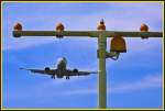 737 Anflug der Lufthansa in Friedrichshafen FDH 06 von ...