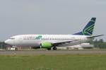 Astreus B 737-33A G-STRJ ...  Frank Maczkowicz 11.09.2010