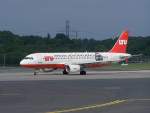 Ein Airbus A319 kurz vorm Start in D�sseldorf-Flughafen. 24.09.07  ...