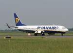 Ryanair B 737-8AS EI-DAF nach der Landung in Berlin-Sch�nefeld am ...