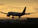 SriLankan Airlines; 4R-ALB. Airbus ...  Robert Viktor 28.09.2010