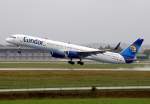 Eine Boeing 757-330 von Condor mit der Kennung D-ABOK aufgenommen ...