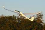 DG-1000
Flugplatz Karlsruhe-Forchheim
11.09.10   ...  Matthias Weber 29.10.2010