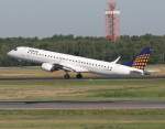 Lufthansa Regional (CiyLine) Embraer ...  Frank Maczkowicz 08.11.2010