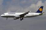 Lufthansa, D-AIPT, Airbus, A320-211, ...  Kurt Greul 09.12.2010
