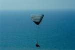 Ein Drachenflieger an der ...  Volker Hunsche 14.12.2010