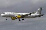 Vueling, EC-JZI, Airbus, A320-214, ...  Kurt Greul 18.12.2010