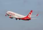 Air Berlin B 737-86J D-ABBH beim Start in Berlin-Tegel am ...