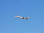 eurowings D-ACRD, eine Canadair Regional Jet CRJ200LR (CJ200), ist gestartet ...