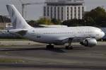 Whitejets, PR-WTA, Airbus, A310-304, ...  Kurt Greul 11.02.2011