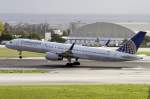 Continental - Airlines, N13113, ...  Kurt Greul 14.02.2011