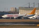 Ankunft der Pegasus Airlines ...  Frank Maczkowicz 08.03.2011