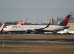 Delta Airlines B 767-332(ER) ...  Frank Maczkowicz 12.03.2011