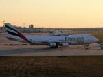 Emirates SkyCargo (TNT); OO-THD; ...  Robert Viktor 20.03.2011